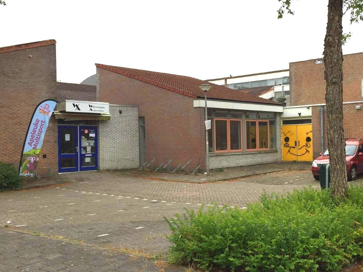 Gouda - Achterwillens - gymzaal (via de blauwe deuren van Wijkvereniging Achterwillens)