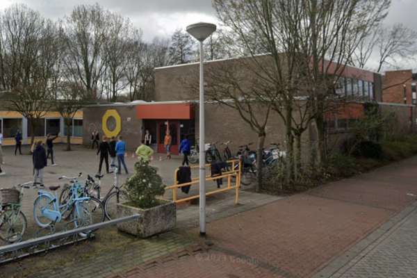 Alphen a/d Rijn - gymzaal Honingzwam